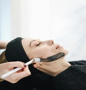 Certificate in Beauty Therapy and Salon Management QLS Level 3